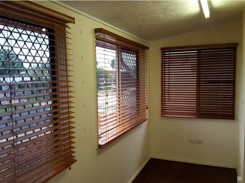 49 Menzies Street, Park Avenue QLD 4701
