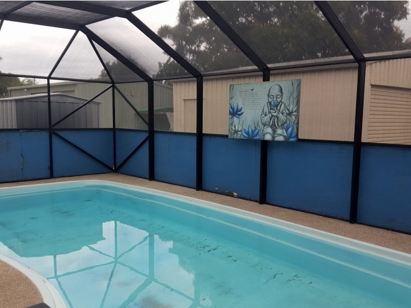 49 Menzies Street, Park Avenue QLD 4701