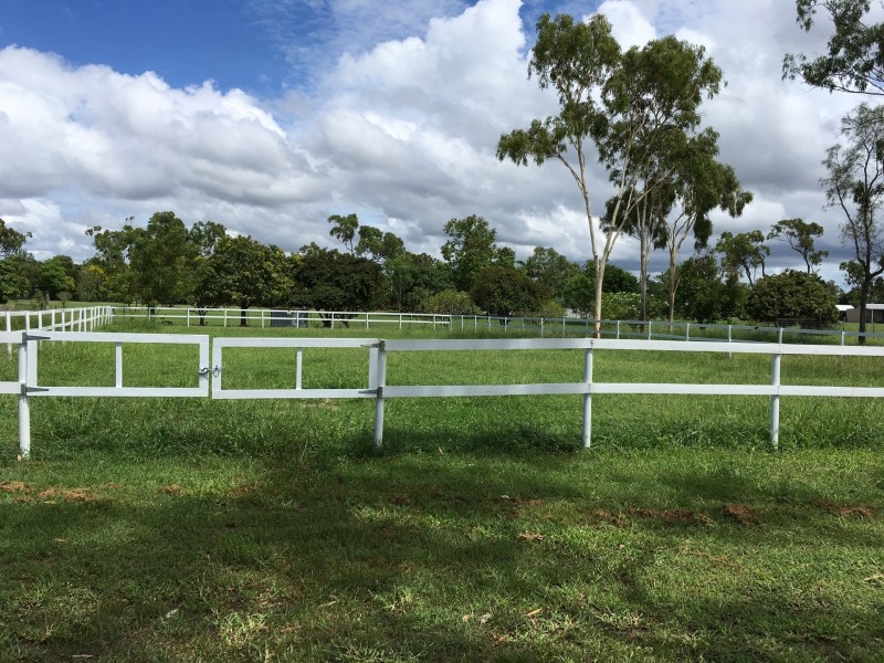 15 Flagstone Ave, Rangewood QLD 4817