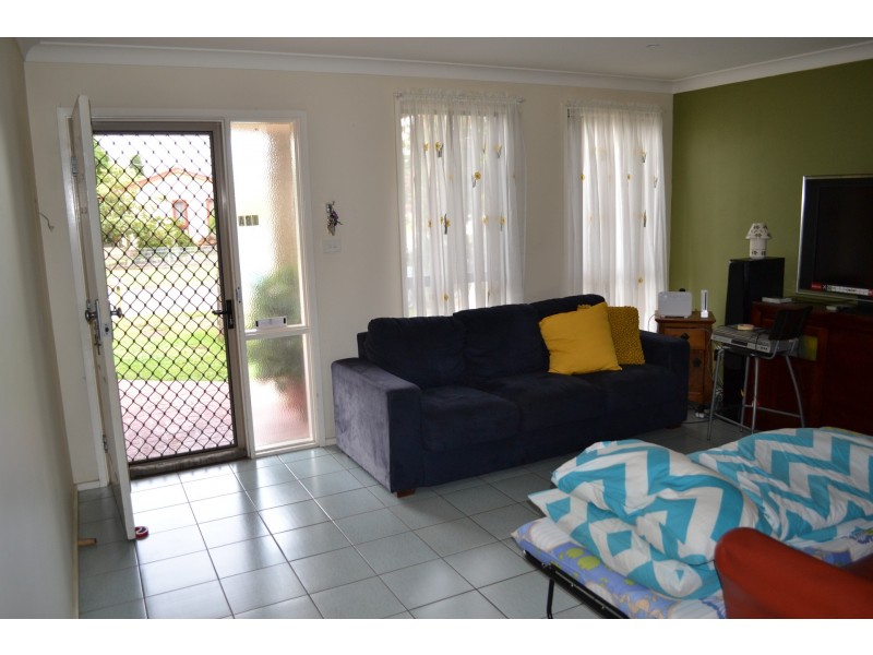 18 O’Neille Crescent, Lurnea NSW 2170