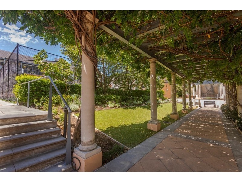 310/102 Wells Street, Southbank VIC 3006