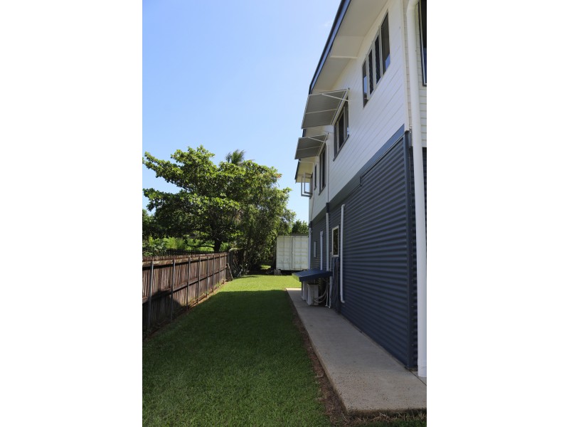 8 Belvedere Avenue, Belvedere QLD 4860