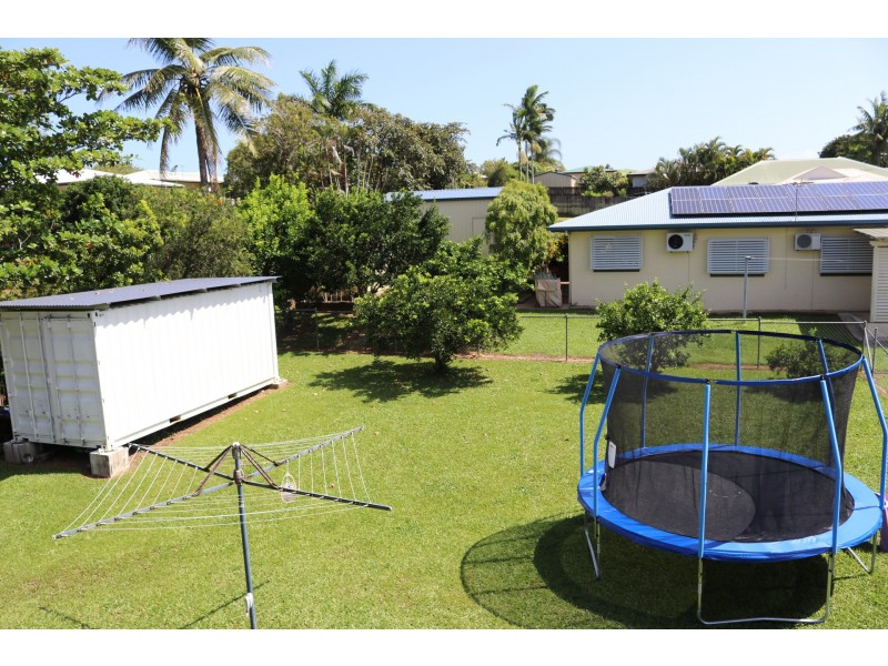 8 Belvedere Avenue, Belvedere QLD 4860