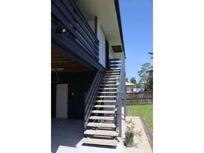 8 Belvedere Avenue, Belvedere QLD 4860