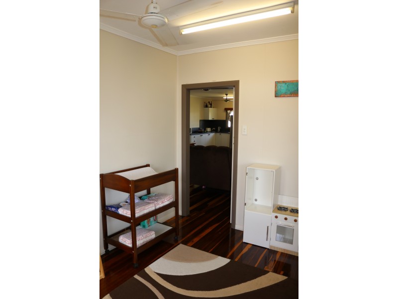 8 Belvedere Avenue, Belvedere QLD 4860