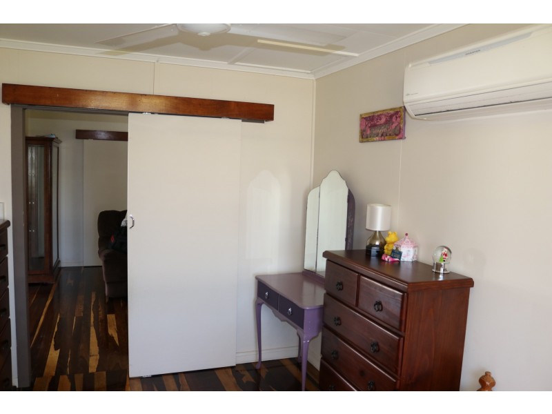 8 Belvedere Avenue, Belvedere QLD 4860