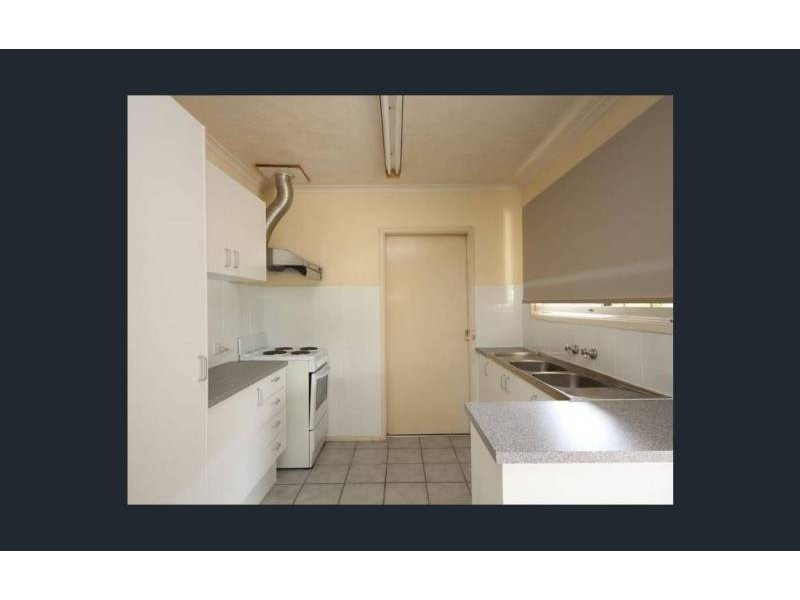 379 McCullough Street, Sunnybank QLD 4109