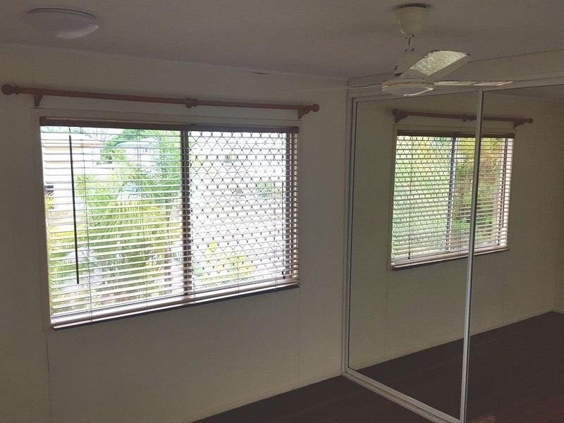 49 Menzies Street, Park Avenue QLD 4701