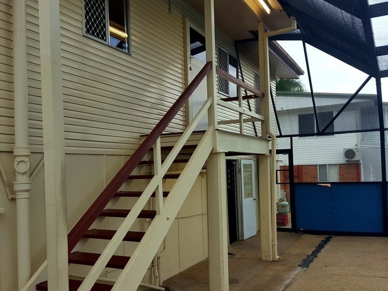 49 Menzies Street, Park Avenue QLD 4701