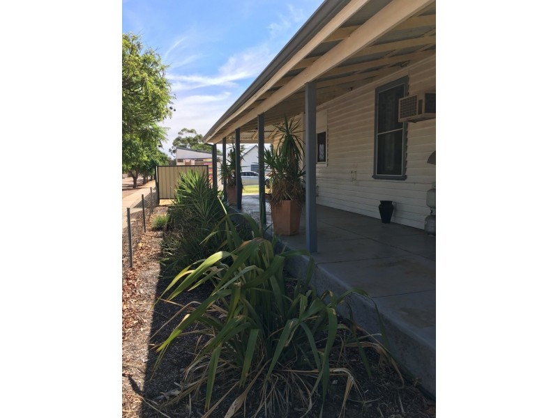 17 Manser Street, Kukerin WA 6352