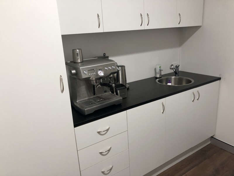 C3/571 Pacific Hwy, Belmont NSW 2280