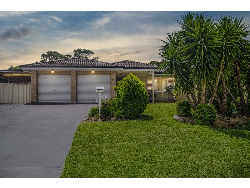 71 Burradoo Crescent, Nowra NSW 2541