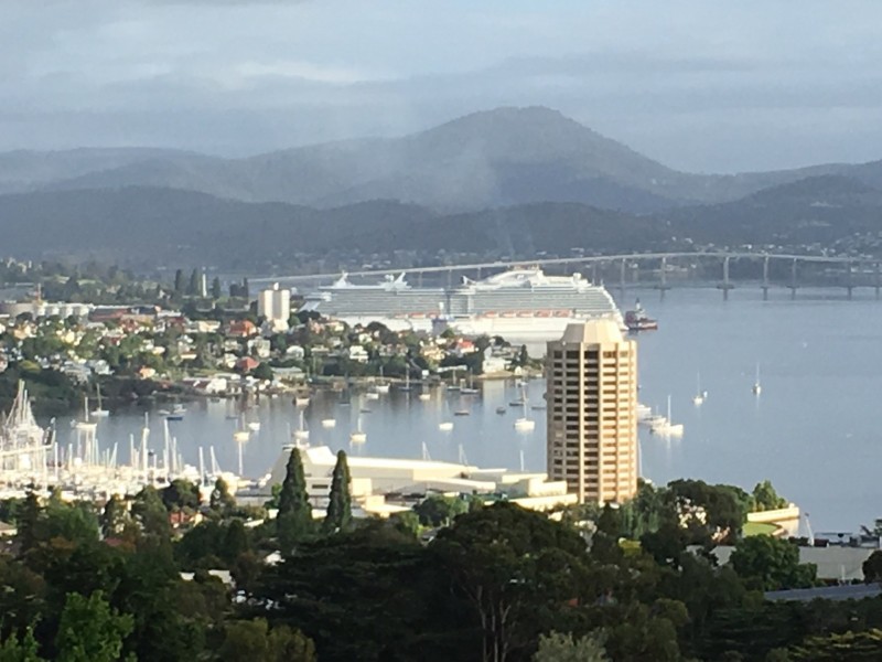 1 Capri Drive, Sandy Bay TAS 7005