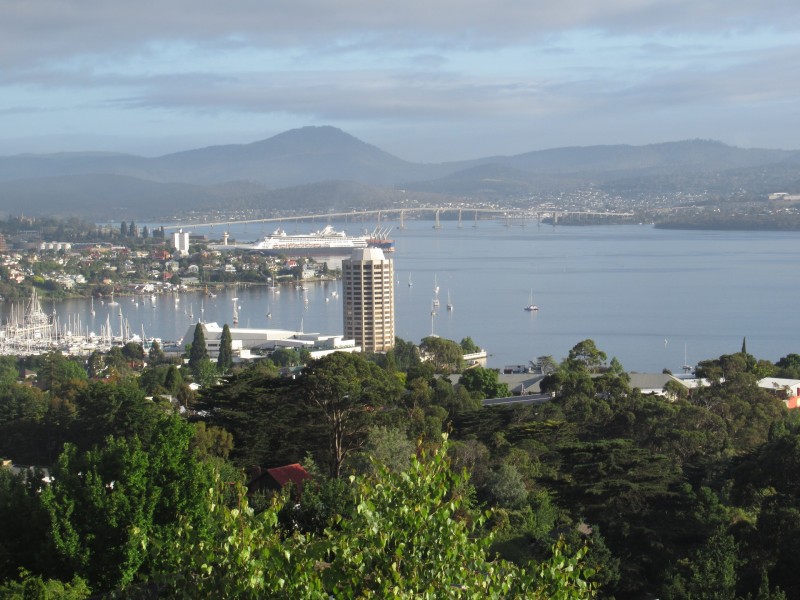 1 Capri Drive, Sandy Bay TAS 7005