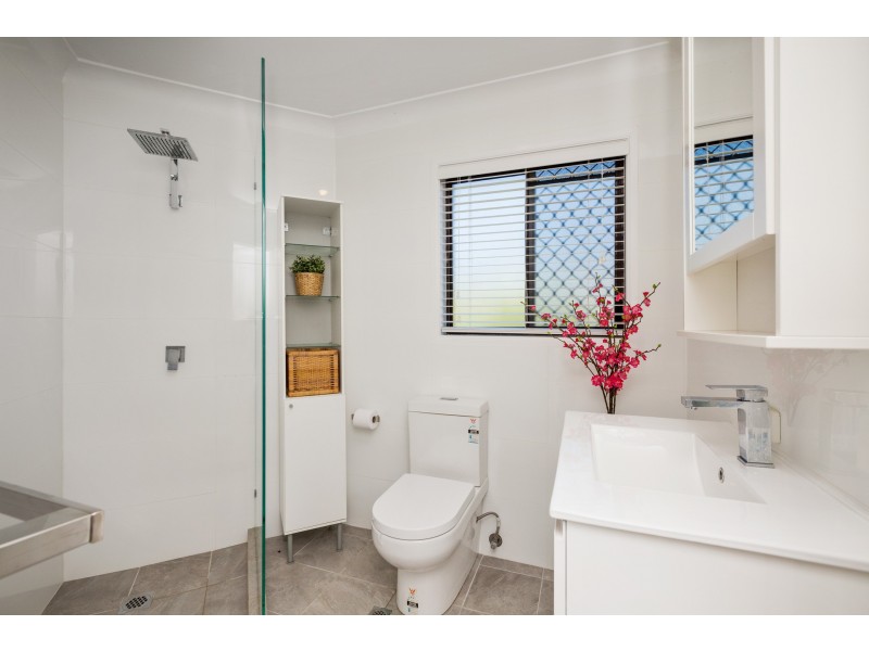 11/93-95 Barbaralla Drive, Springwood QLD 4127