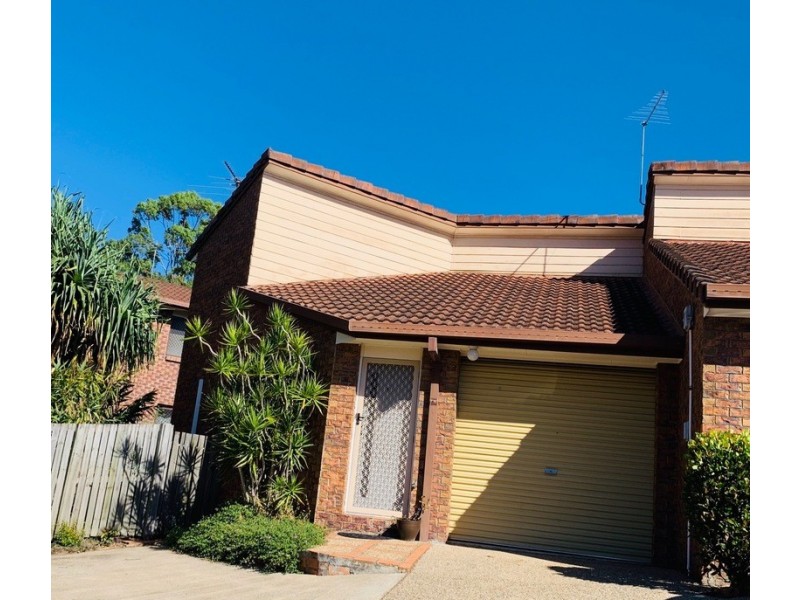 11/93-95 Barbaralla Drive, Springwood QLD 4127