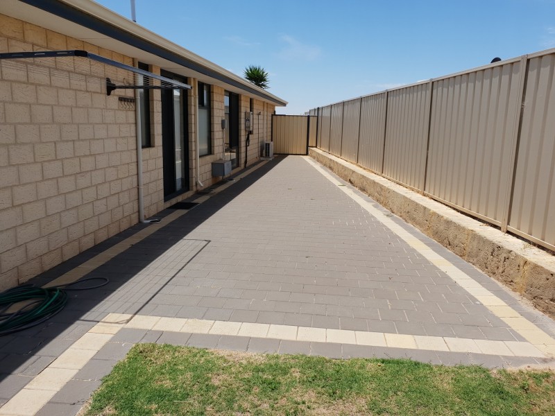 21 Brittania Parade, Wandina WA 6530