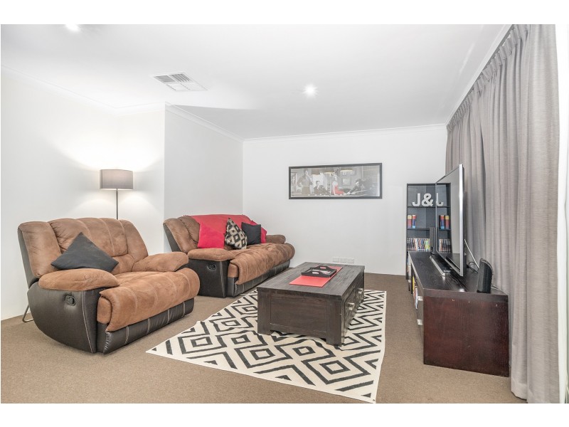 72 Christian Circle, Quinns Rocks WA 6030