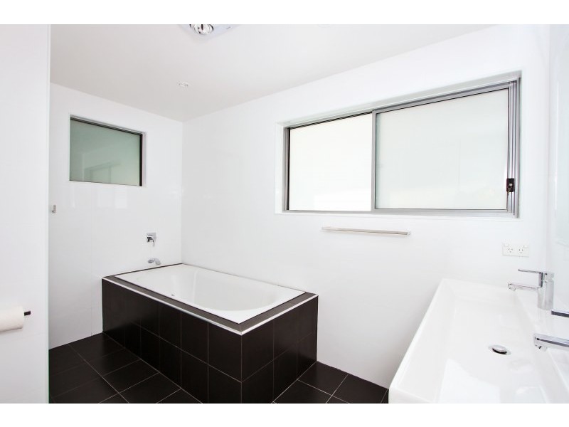 1 Loch Lomond Crescent, Burraneer NSW 2230