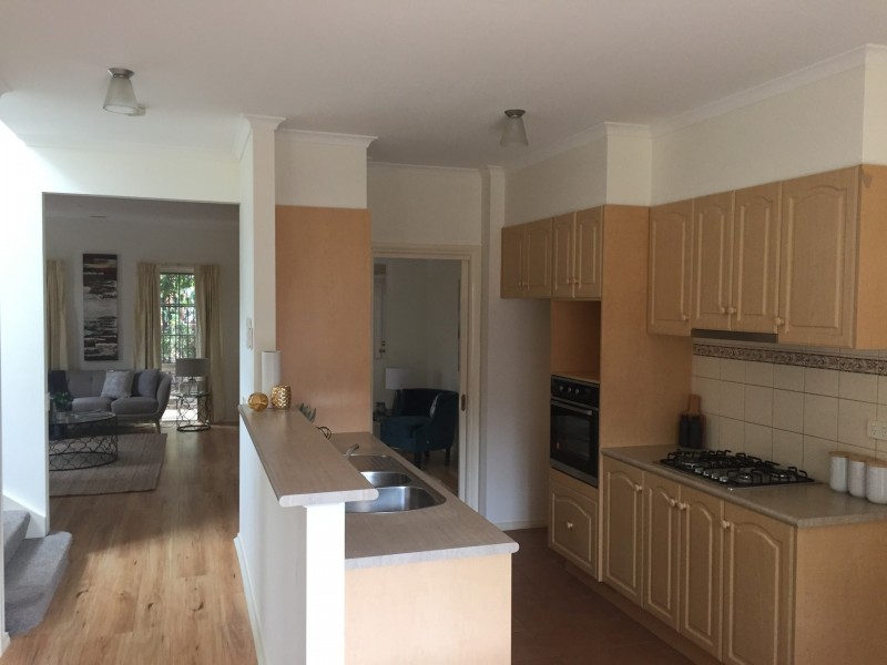 6 Hester Walk, Macleod VIC 3085