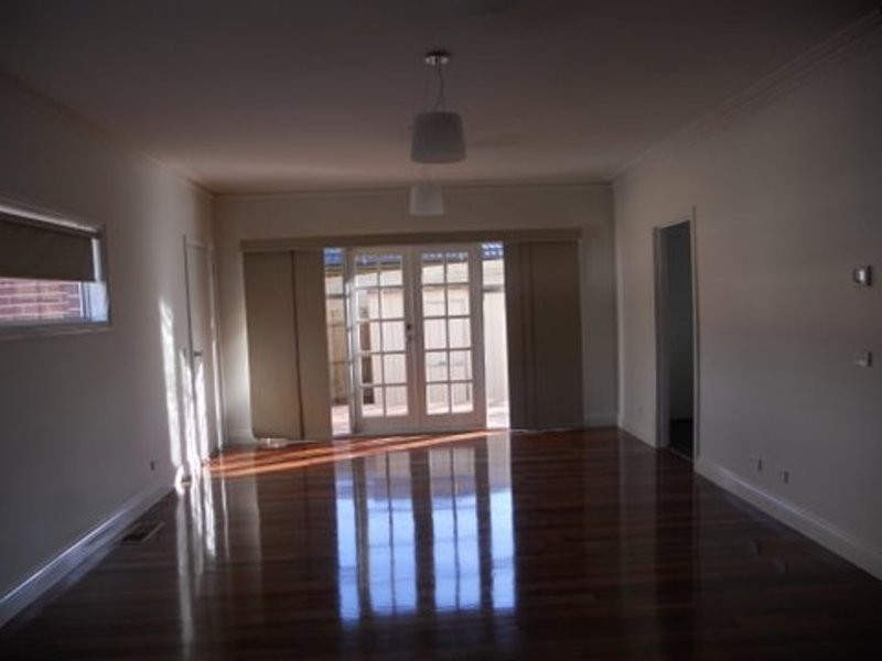 1/172 Bayswater Road, Croydon South VIC 3136