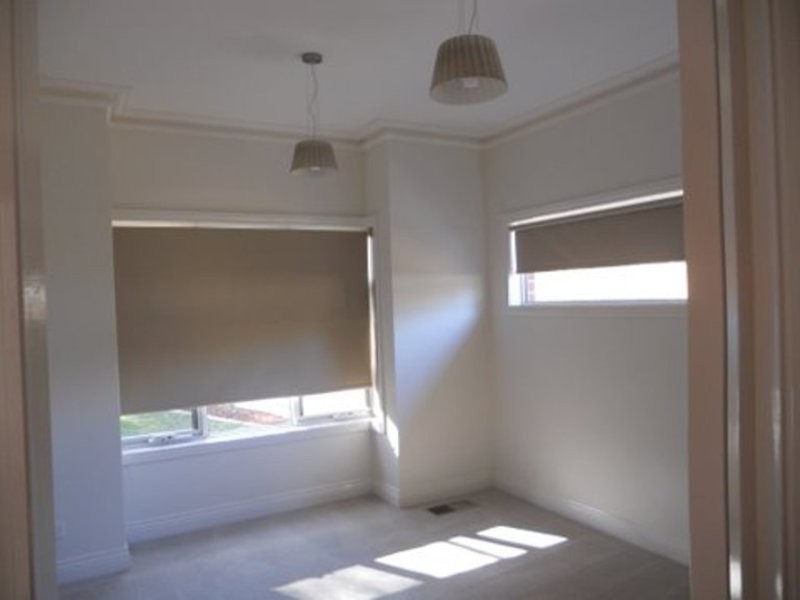 1/172 Bayswater Road, Croydon South VIC 3136