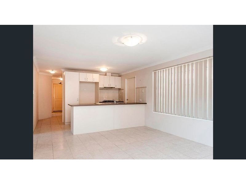 6 Kilmurray Way, Balga WA 6061