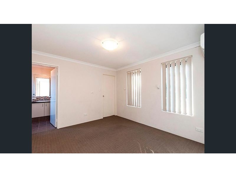 6 Kilmurray Way, Balga WA 6061
