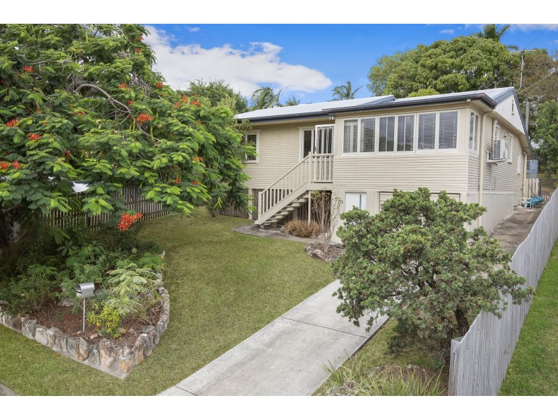 16 Wyeth Street, Wynnum QLD 4178