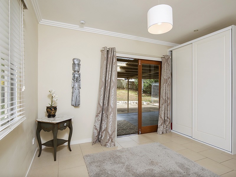 16 Wyeth Street, Wynnum QLD 4178