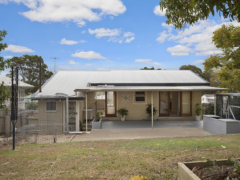 16 Wyeth Street, Wynnum QLD 4178