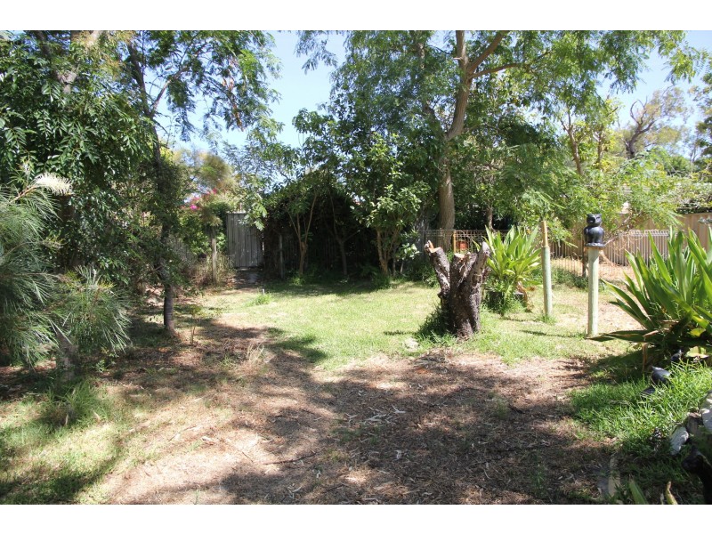 23 James Street, Mariginiup WA 6078