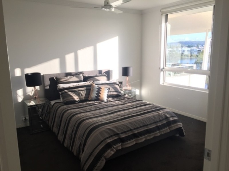35/1 Lakefront Crescent, Varsity Lakes QLD 4227