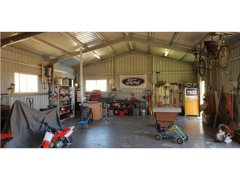 38 Reid Street, Quairading WA 6383