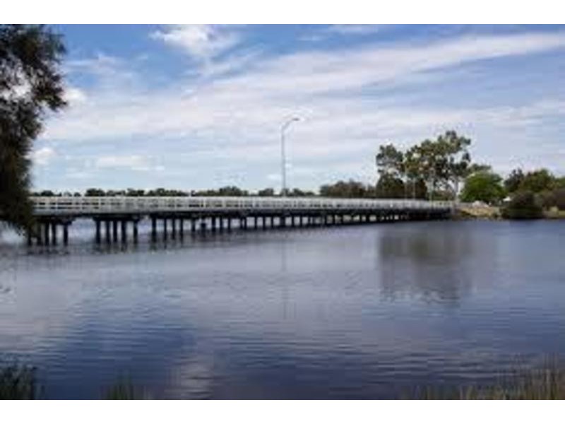 22 Surrey Road, Wilson WA 6107