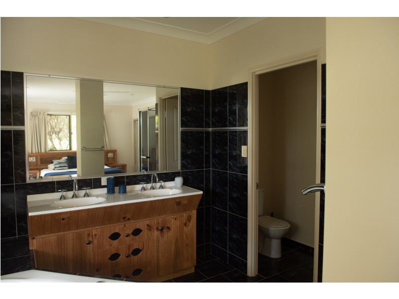 91 Lawnville Road, Cooroy QLD 4563