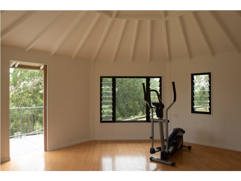 91 Lawnville Road, Cooroy QLD 4563