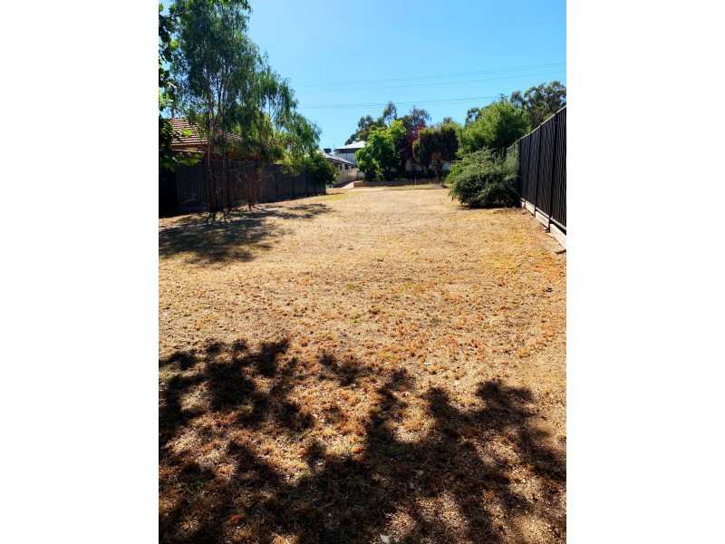 7a Hewitt Avenue, Kennington VIC 3550