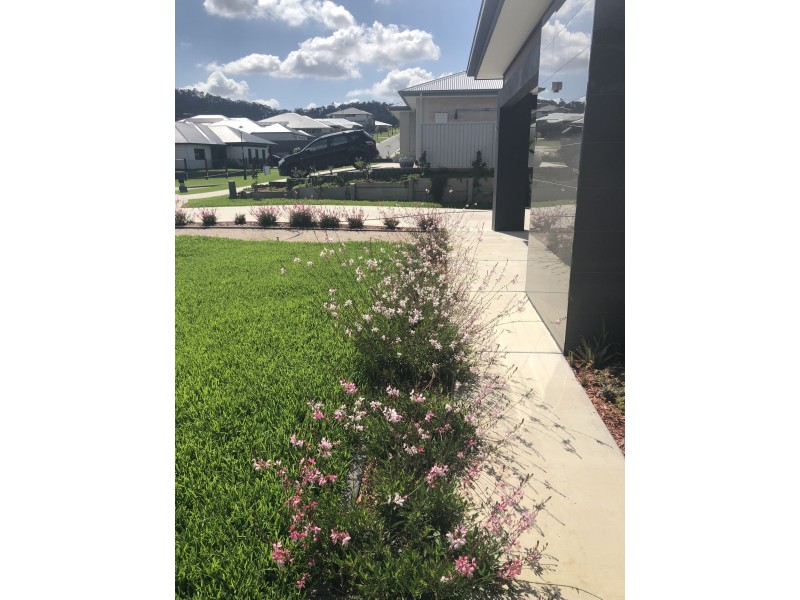 90 Kingfisher Drive, Upper Kedron QLD 4055