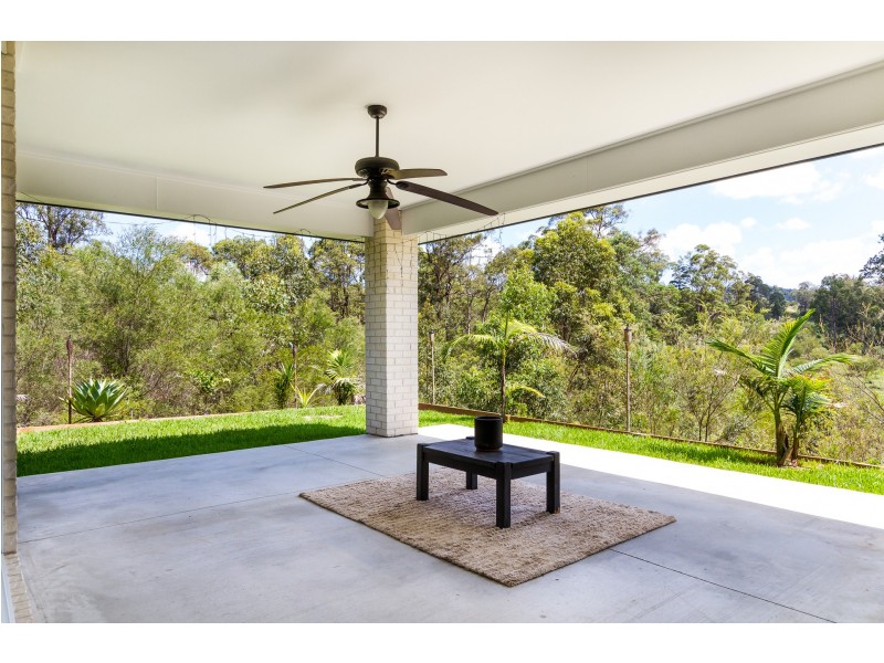 90 Kingfisher Drive, Upper Kedron QLD 4055