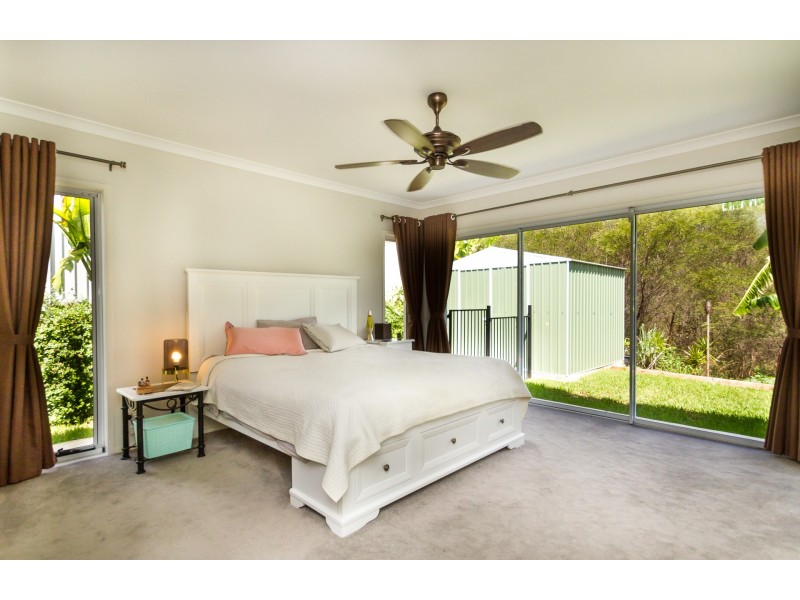 90 Kingfisher Drive, Upper Kedron QLD 4055