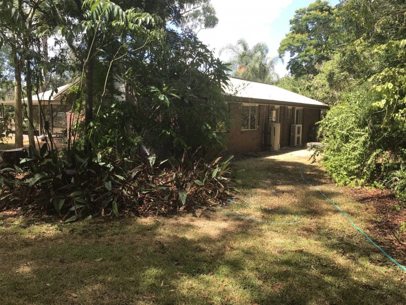 2 Lynanda Court, Caboolture QLD 4510