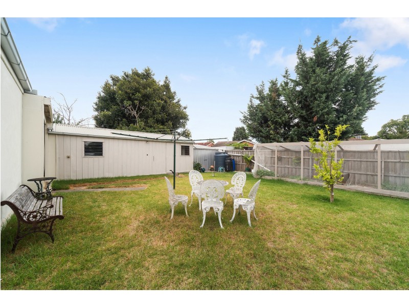 7 Mulberry crescent, Frankston North VIC 3200