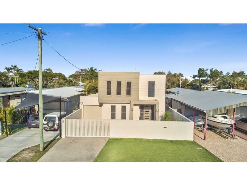 11 Wentworth Parade, Golden Beach QLD 4551