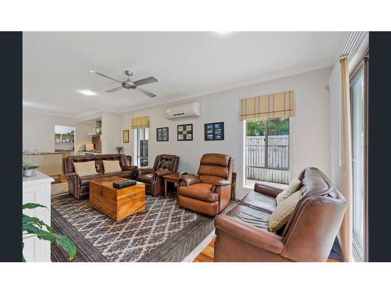 11 Wentworth Parade, Golden Beach QLD 4551