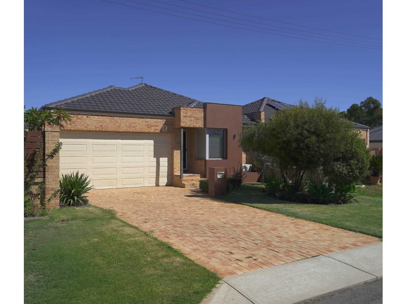 35 Halland Way, Westminster WA 6061