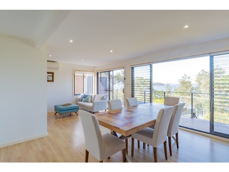 31 Beach Road, Wangi Wangi NSW 2267