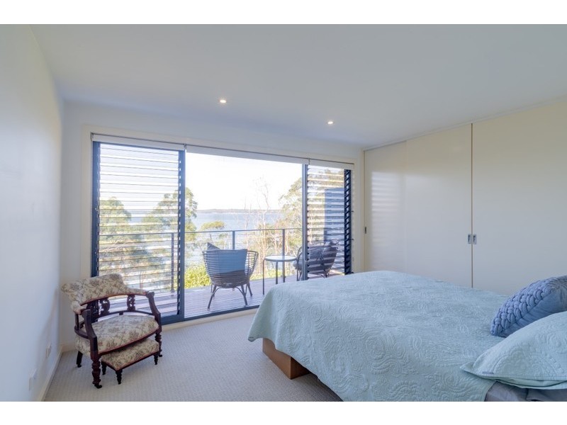 31 Beach Road, Wangi Wangi NSW 2267