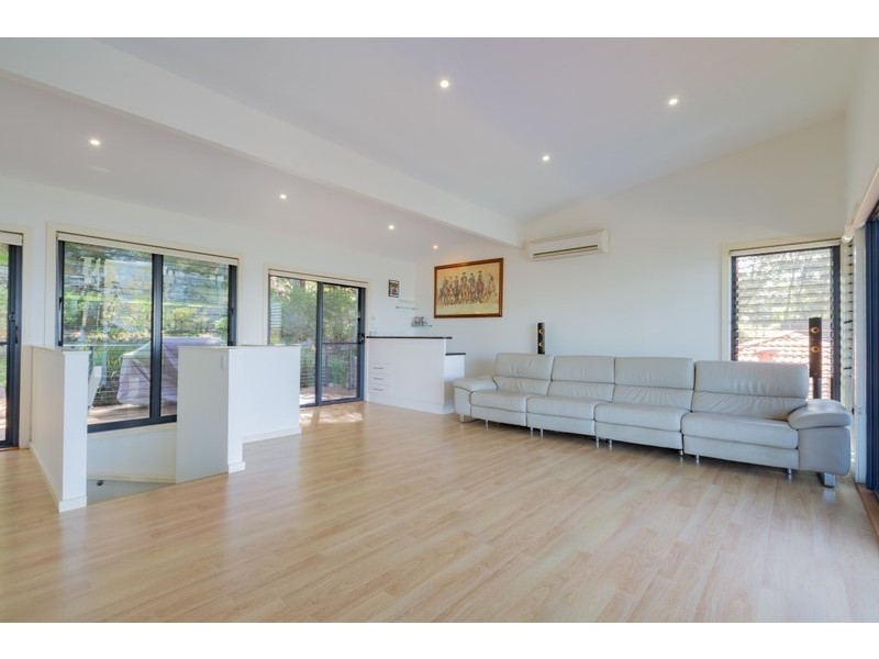 31 Beach Road, Wangi Wangi NSW 2267