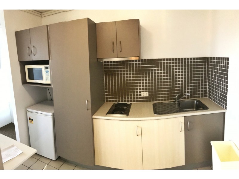 517/25 Lake Orr Drive, Varsity Lakes QLD 4227